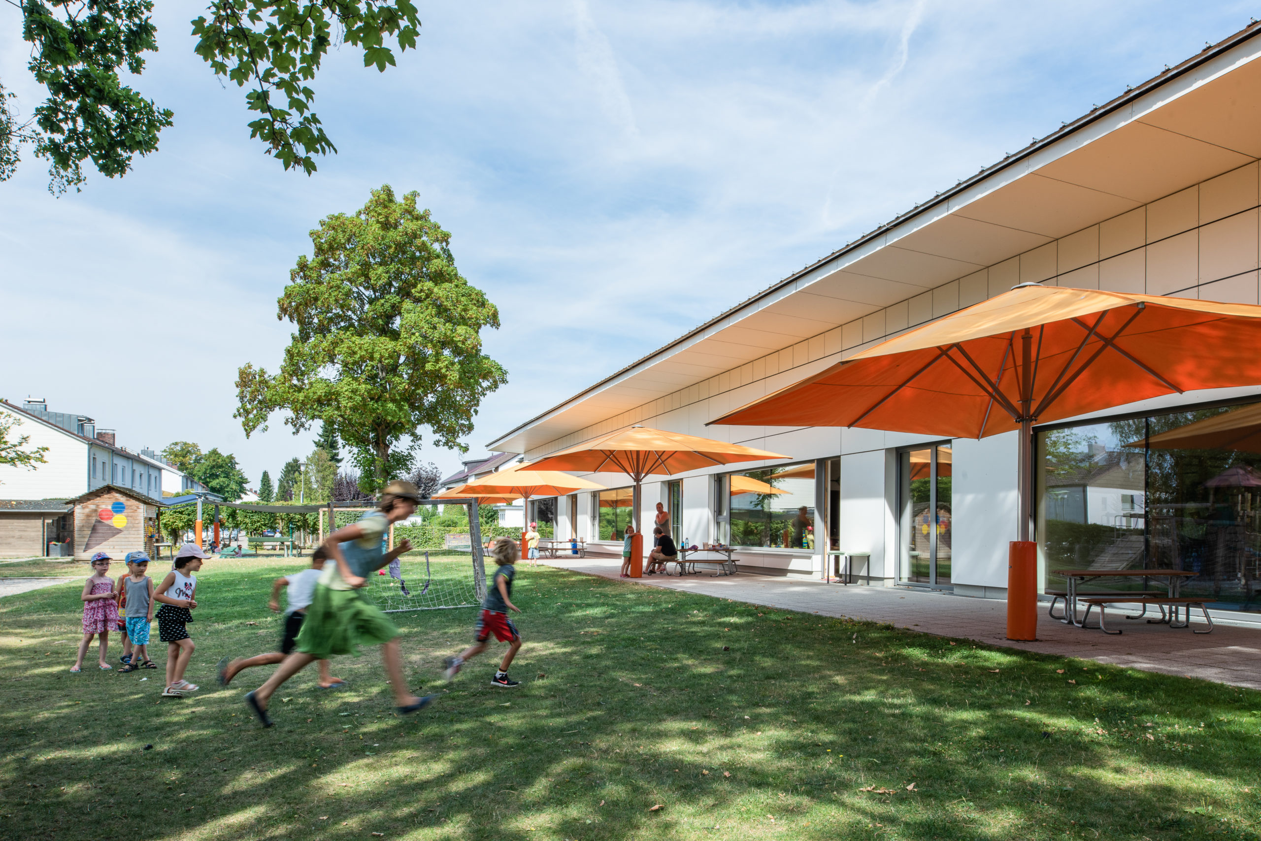 Kindergarten mit HPLFassade Objektbau Donaubauer Holzbau